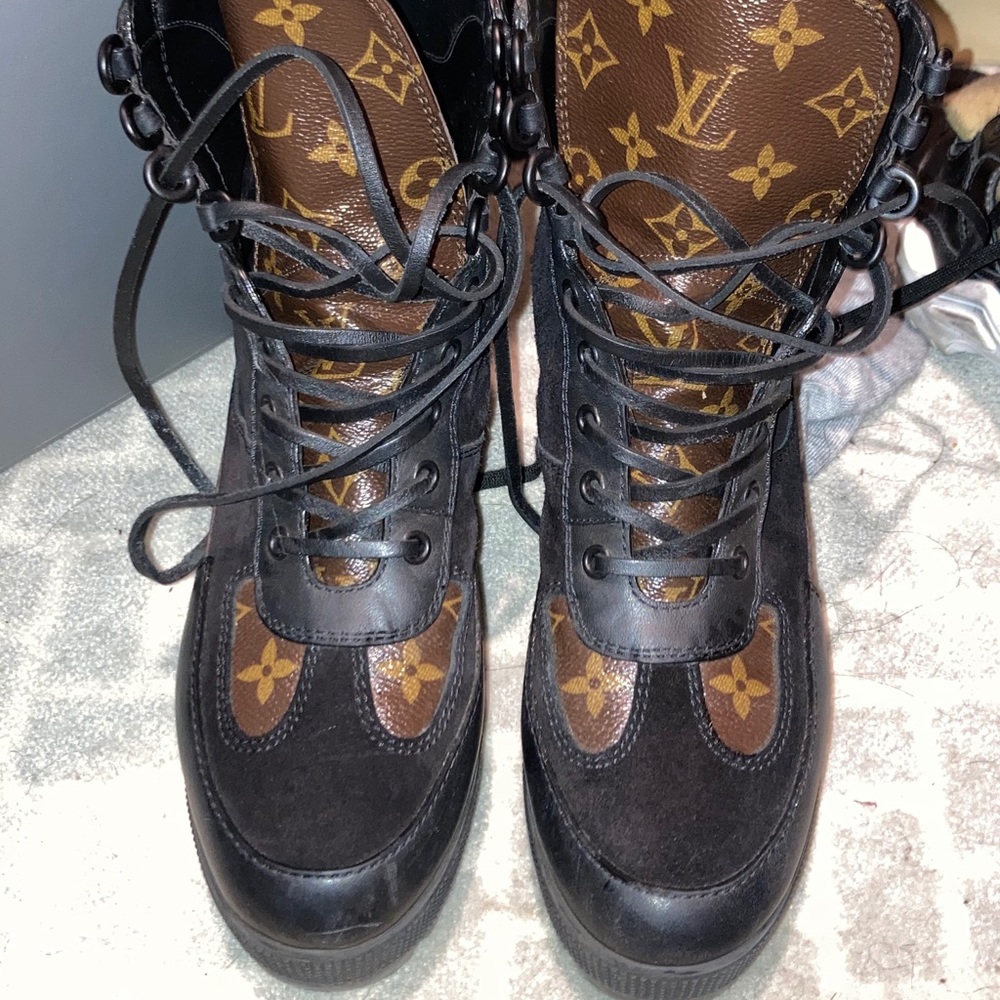 Louis Vuitton desert boot